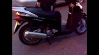 Honda SH 300 con 4road senza dbkiller [upl. by Winzler522]