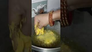 Kadhi  Pakoda Recipe Simple Kadhi स्वादिष्ट कढ़ी kadhipakora kadhi asmr shorts recipe [upl. by Atinad502]