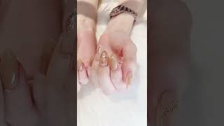 【ネイル】ニュアンスネイルデザイン✨ nailart naildesign shorts nuancenail 大人ネイル 秋ネイル トレンドネイル 東京ネイルサロン お洒落ネイル [upl. by Igig68]