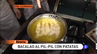 Receta de Bacalao al pil pil con patatas ED [upl. by Nivri]