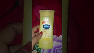 Vaseline deep moisturizer Hindi review😳😲 shorts [upl. by Aseeram]