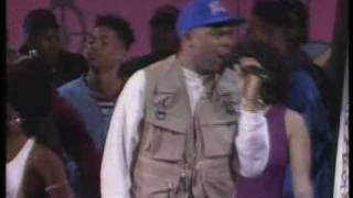 Pete Rock amp CL Smooth  quotStraighten It Outquot Live [upl. by Arraik]