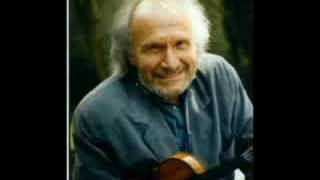 Ivry Gitlis plays Valse Sentimentale by Tchaikovski [upl. by Sum766]