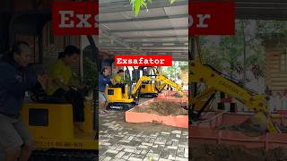 Fasya lagi latihan Exsafator ngeruk pasir vlog vlogpetualang funny comedy [upl. by Htiderem500]