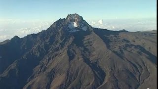 Tanzanie  Kilimandjaro et mont Gilmans [upl. by Ahsetal]