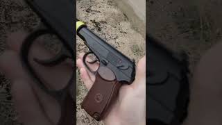 Pistola Balines 45 CO2 PM KGB con Silenciador [upl. by Ettennad]