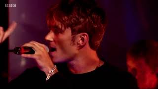 Blur  Country House Top of the Pops 1995 [upl. by Ginzburg]