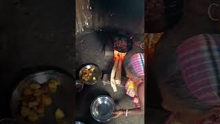 Village style chicken curry recipe chickencurry villagelife rurallife cooking dukhinimayerjibon [upl. by Ahsikam771]