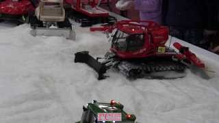 RC Kässbohrer PistenBully 600 Pistenraupe [upl. by Ellered]