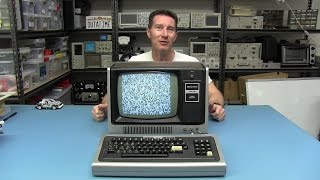 EEVblog 645  TRS80 Model I Retro Computer Teardown [upl. by Justicz]