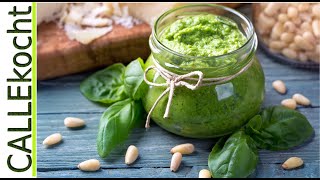 BasilikumPesto selber machen  Rezept und Video für ein perfektes Pesto [upl. by Jacobba]