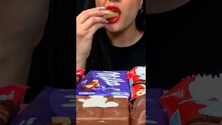 🍫asmr Nutell Bready whit nuttella and chocolate kinderbueno 👅MUKBANGchocolateasmr shorts [upl. by Eimak]