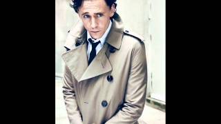 The Red Necklace  Read by Tom Hiddleston  CD 4 Track 1 [upl. by Ursala881]