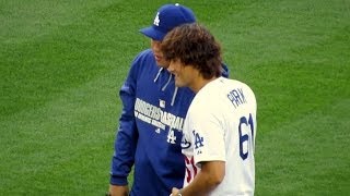 Chan Ho Park 박찬호 Throws 1st Pitch to Ryu HyunJin 류현진 at Dodger Stadium 52714 [upl. by Ahsyt]