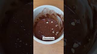 Bizcochuelo en Taza en 3 Minutos 🍫 [upl. by Mag]