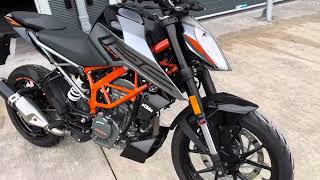 KTM 125 Duke [upl. by Nevram446]