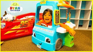 Ryan Pretend Play with Food Cooking Truck and Kitchen Playset [upl. by Edmund782]