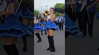 Rosmery cachiporrista baile live desfile banda bellezalatina [upl. by Kerwin357]