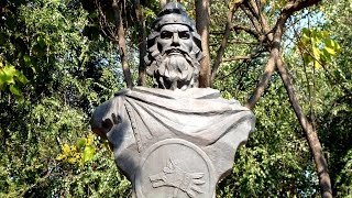 Statue Of Burebista The Dacian State Founder  Calarasi [upl. by Dorfman]