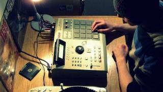 Coming Up  MPC 2000 XL  MAARTN Beats [upl. by Ortrude]