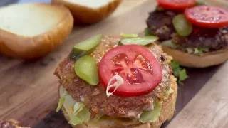 Hambúrguer Clássico Chilli Burger Hambúrguer de Frango Chicken Burger 鸡肉汉堡 辣味汉堡 هامبرغر دجاج [upl. by Eustasius113]