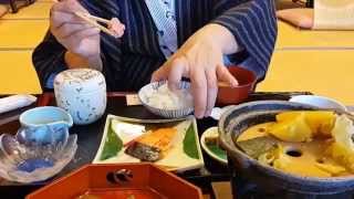 Breakfast kaiseki  Boun ryokan hotel  Kusatsu onsen JAPAN 2015 [upl. by Yehsa]