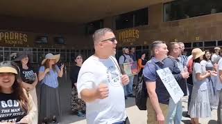 Street preaching Comic Con 2022 San Diego kjv jesussaves streetpreacher [upl. by Braden]