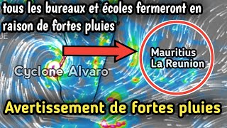 Avertissement de fortes pluies et cyclone Alvaro pour Maurice et la Réunion⚠️ [upl. by Wilhelmina428]