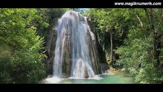 Cascade Pétrifiante de Caylus [upl. by Casavant]