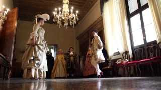 Learn how to dance the Minuet  Venice Carnival 2014 [upl. by Lemmuela258]