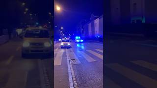 Polizei ￼eskortiert FeuerwehrwagenKreuzlingen 301223 [upl. by Lallage]