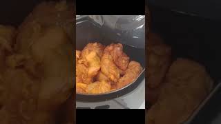 Hicimos alitas Buffalo en airfryer comida vlog wings [upl. by Ahsyia886]