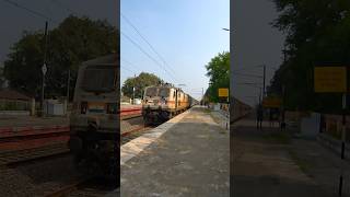 15643Puri  Kamakhya Express Via Howrah PT indianrailways publictransport railwaystation [upl. by Yessak]