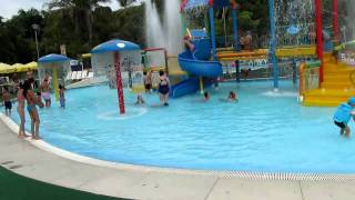 diversion en las piscinas para toda la familiaMOV [upl. by Naeroled]