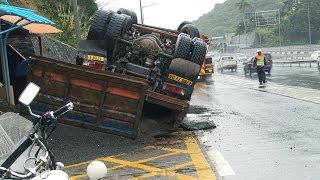 Le conducteur Dongoor «Jai sauté du camion en pleine course» [upl. by Vally539]