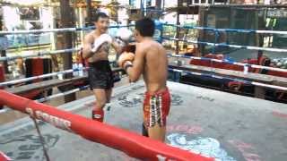 Pakorn and Sangmanee Sparing  13 Coins Gym [upl. by Adest144]