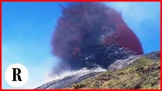 Stromboli lesplosione e poi la fuga il video girato dal sopravvissuto [upl. by Annaihr]