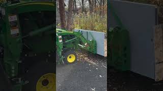 John Deere 1025R DIY LEAF SCOOPER LOOSE MATERIAL ⬇️50 johndeere 1025rjohndeere [upl. by Tray]