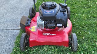 Briggs and Stratton 300e 125cc lawnmower saved from the dump [upl. by Asamot]