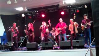 Bushwackers Band Bound for South Australia amp Michael Vidale Joke [upl. by Anairotciv150]