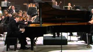 Beethoven Piano Concerto No 1  Robert Levin 13 [upl. by Yenruogis]