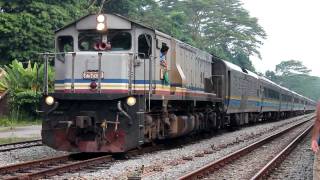 KTM 25205 Berlian with Ekspres Senandung Timuran No 26 Departing Bukit Timah Railway Station [upl. by Aisnetroh]