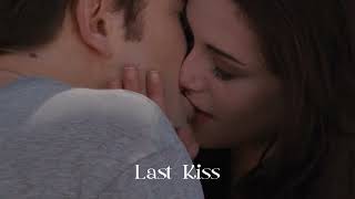 first Kiss VS last Kiss of Bella Swan and Edward Cullen Twilight [upl. by Wattenberg]