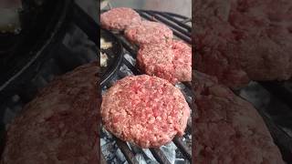 Hamburguesas de tapa de asado asado burger hamburguesa [upl. by Jarl]