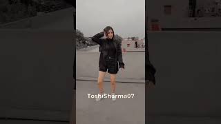 Gal ban gayi ♠️❤️  trending bollywood music dance youtube youtubeshorts shorts memes song [upl. by Taggart160]