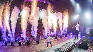 The Chainsmokers LIVE  Memories Do Not Open Teaser [upl. by Lenny]