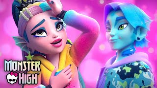 Lagoona Meets the Monster Boy of Her Dreams 💖  Monster High [upl. by Ttej408]