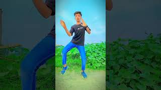 Odhni sarkat jay 😅dance youtubeshorts viralvideo bhojpurisong pawansingh trending song [upl. by Llebana]