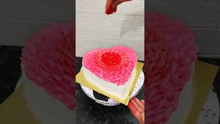 Heart roses 🌹 cake decoration ideas strawberry cake shorts shortsfeed ytshorts youtube food [upl. by Waers]