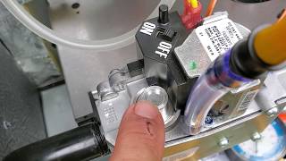 How to set gas pressure using a Manometer FieldpieceProducts [upl. by Oicnedif]